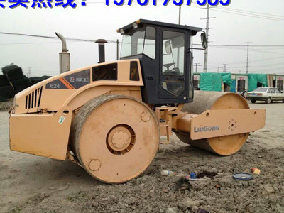 二手鉸接壓路機(jī)轉(zhuǎn)讓與相關(guān)技術(shù)指導(dǎo)